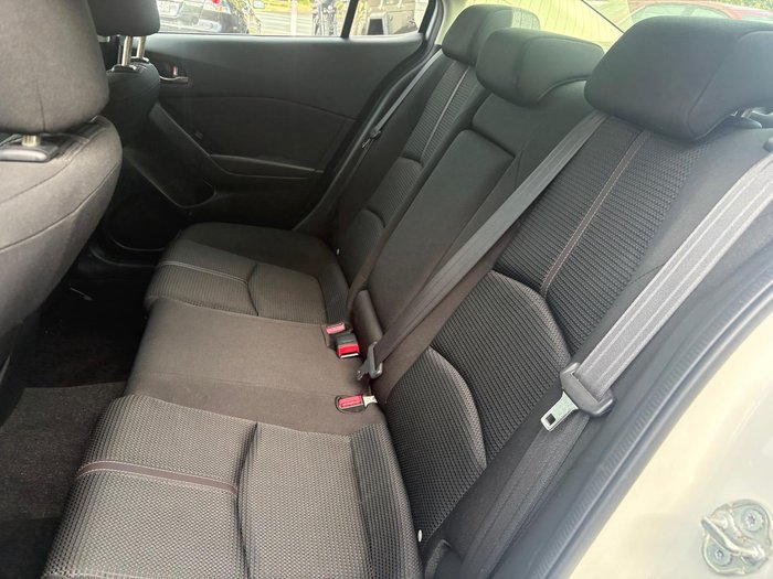 2016 Mazda 3 Maxx