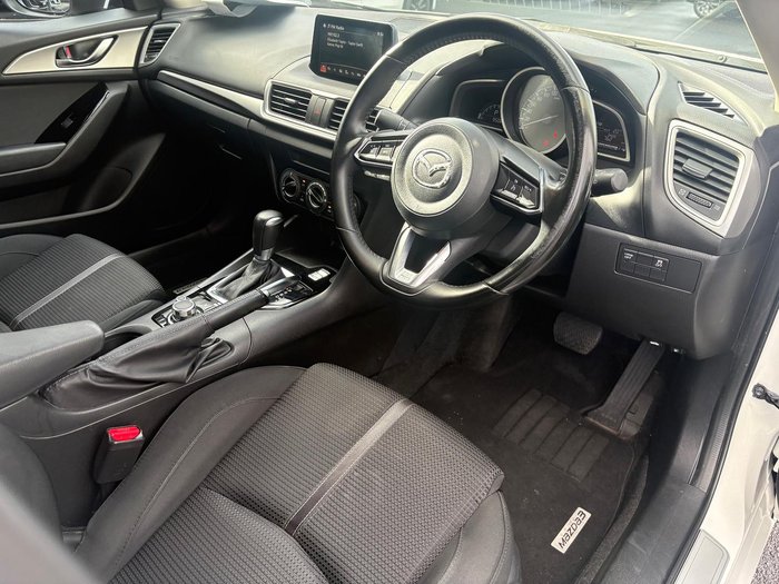 2016 Mazda 3 Maxx