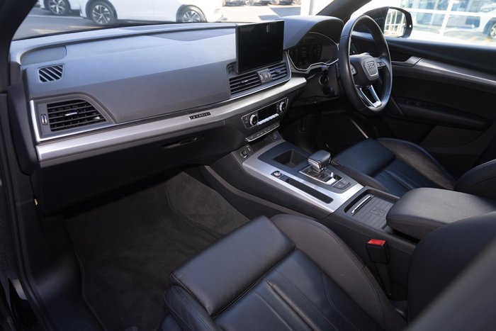 2022 Audi Q5 45 TFSI