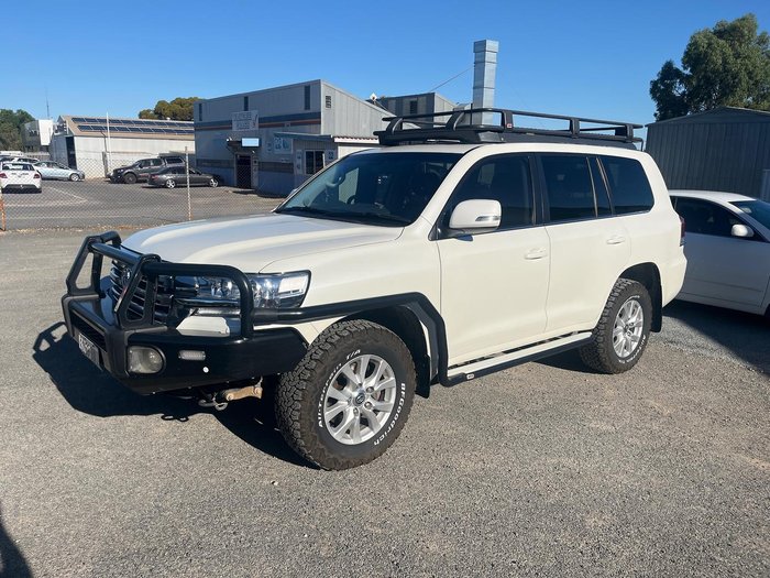2016 Toyota Landcruiser VX VDJ200R 4X4 Dual Range Crystal Pearl