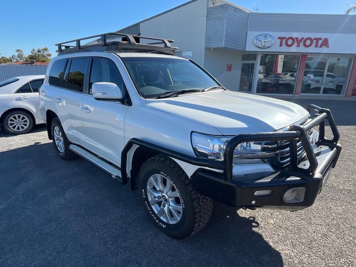 2016 Toyota Landcruiser VX VDJ200R 4X4 Dual Range Crystal Pearl