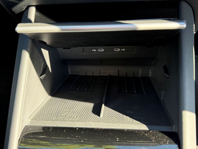 2025 Volkswagen TIGUAN R-LINE