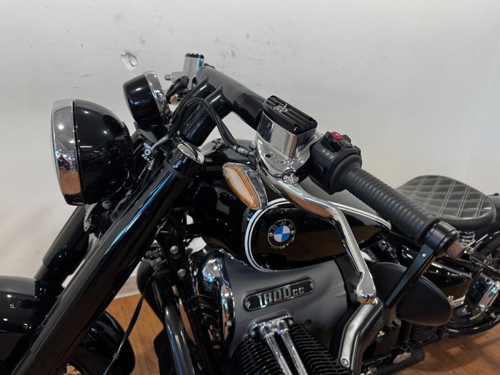 2021 BMW Motorrad R 18 BLACK STORM METALLIC 2