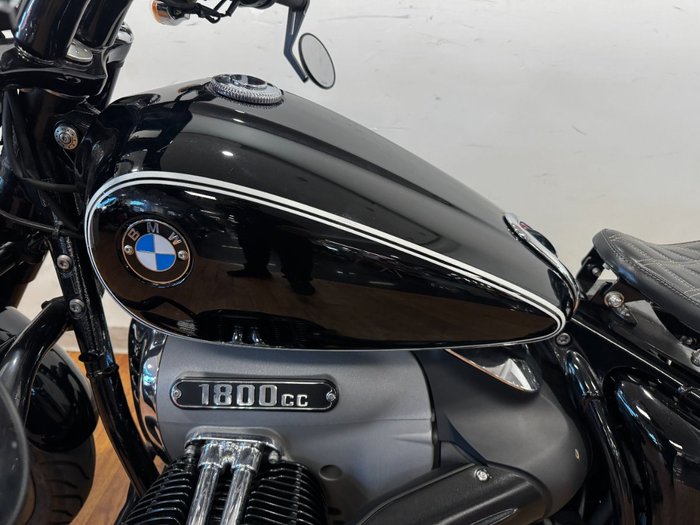 2021 BMW Motorrad R 18 BLACK STORM METALLIC 2