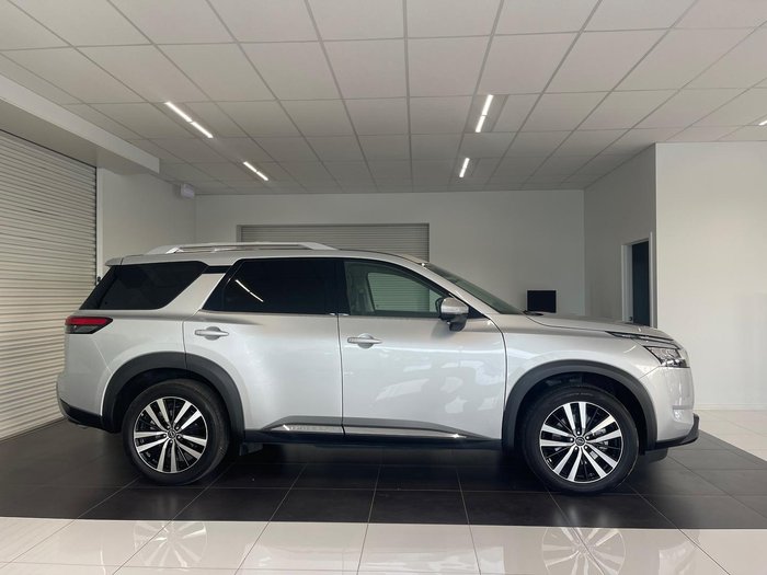 2024 Nissan Pathfinder Ti-L