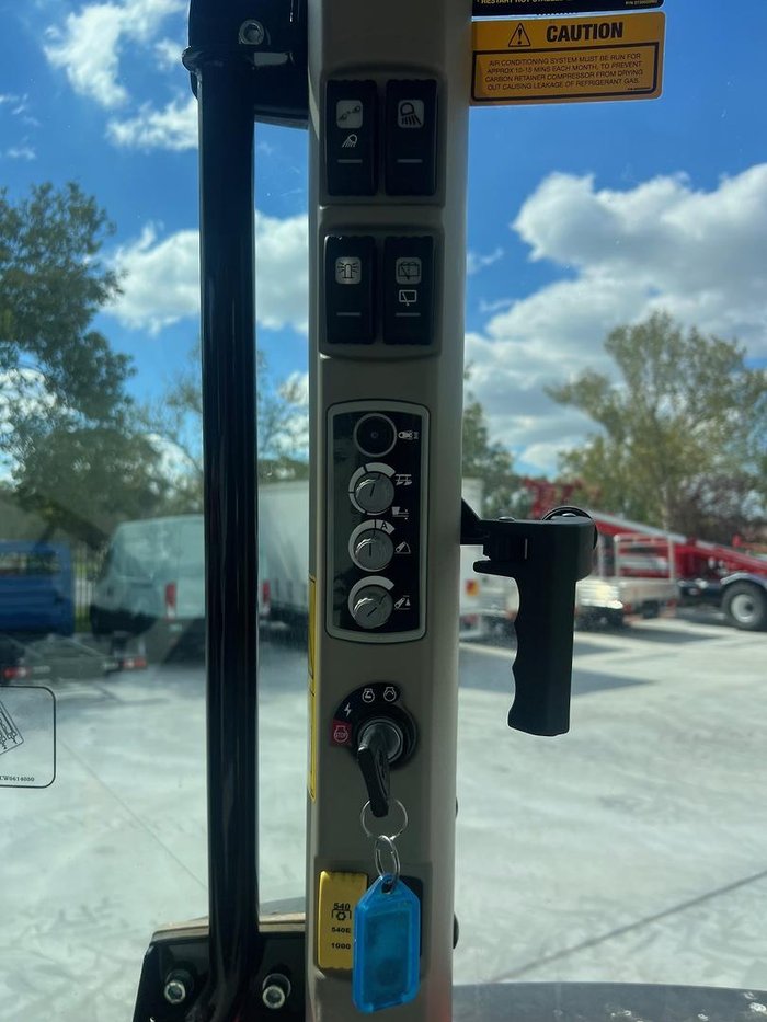 2020 Massey Ferguson 6713 Red