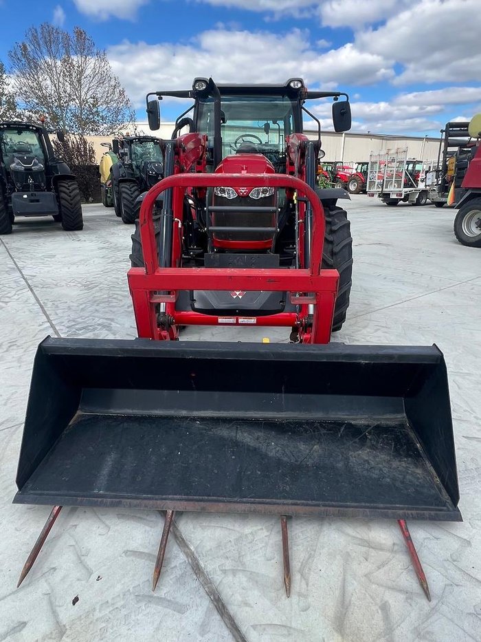 2020 Massey Ferguson 6713 Red