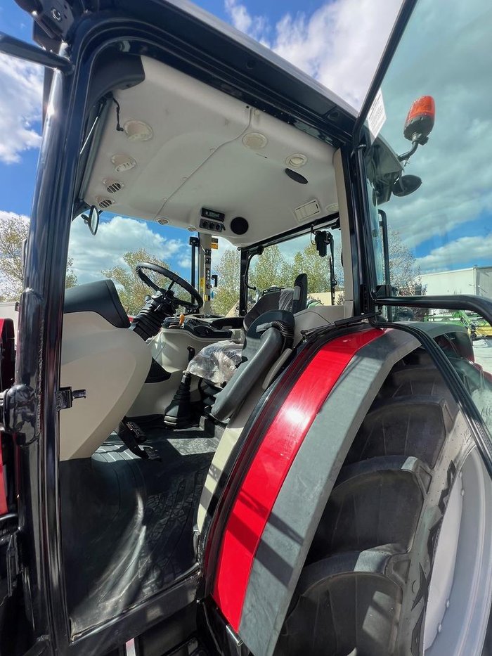 2020 Massey Ferguson 6713 Red