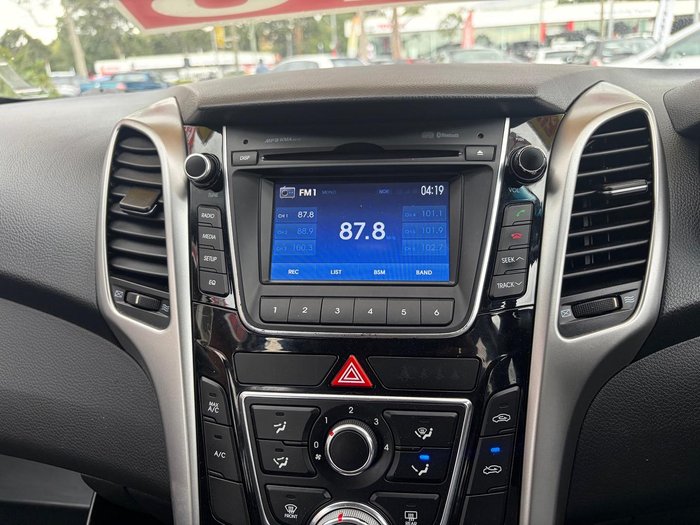 2014 Hyundai i30 Active GD2 MY14 Creamy White