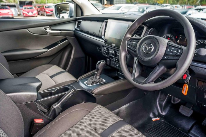 2025 Mazda BT-50 XT
