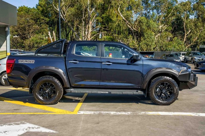2024 Mazda BT-50 Thunder