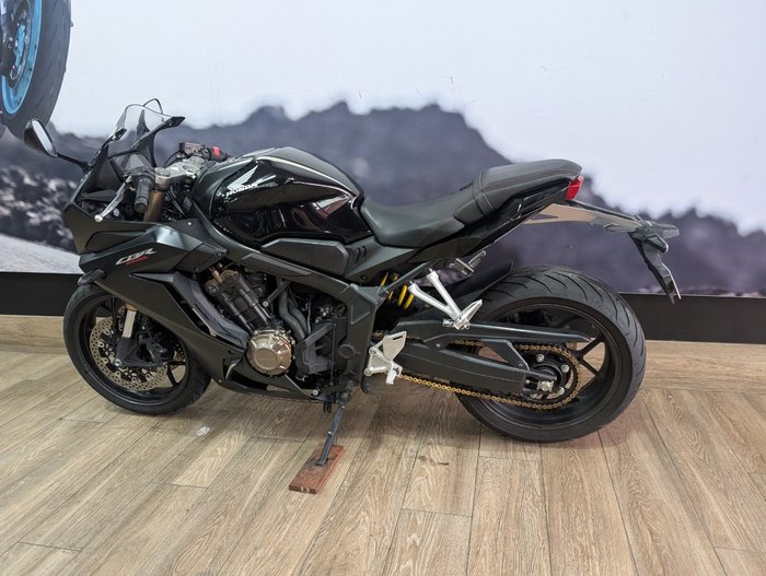 2021 Honda CBR650R Black