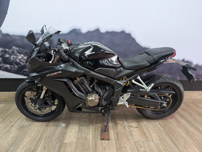 2021 Honda CBR650R Black