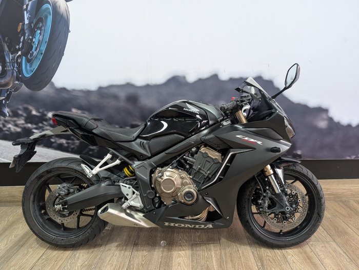 2021 Honda CBR650R Black