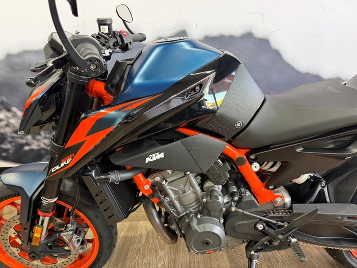 2023 Ktm 890 DUKE R BLUE
