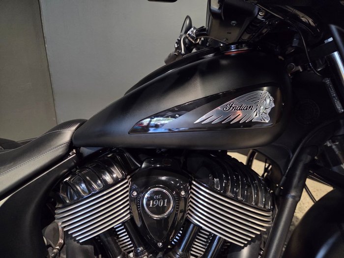 2021 Indian ROADMASTER DARK HORSE BLACK