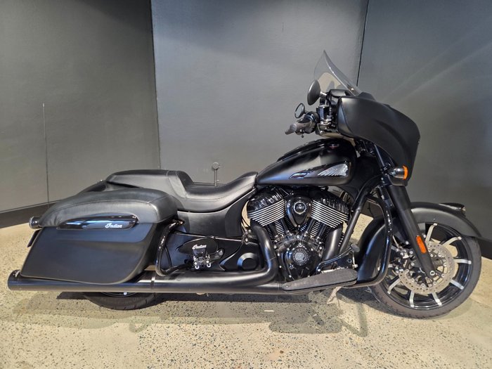 2021 Indian ROADMASTER DARK HORSE BLACK