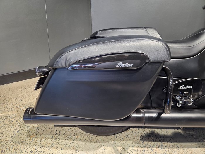 2021 Indian ROADMASTER DARK HORSE BLACK