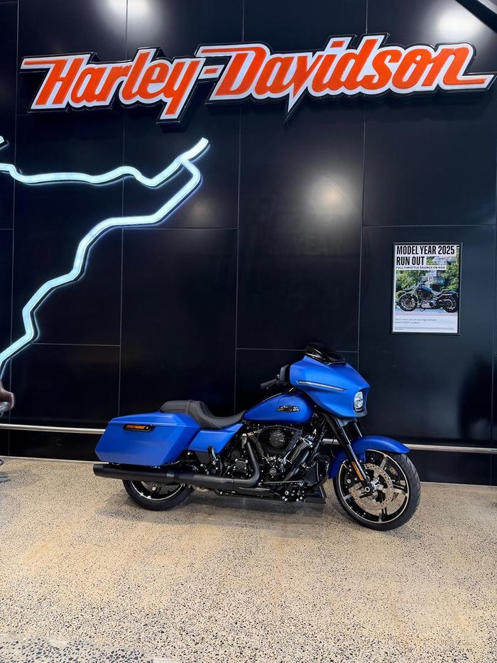2026 Harley-Davidson Street Glide 117 (FLHX)