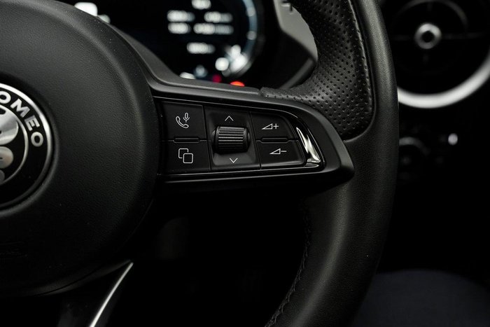 2023 Alfa Romeo Stelvio Veloce