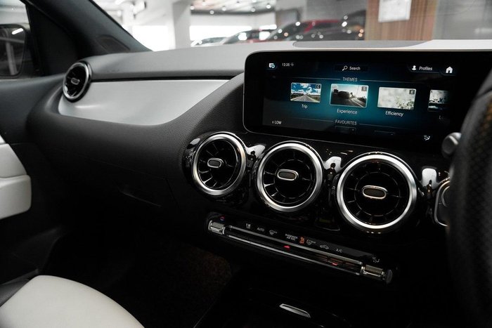 2020 Mercedes-Benz B-Class B180