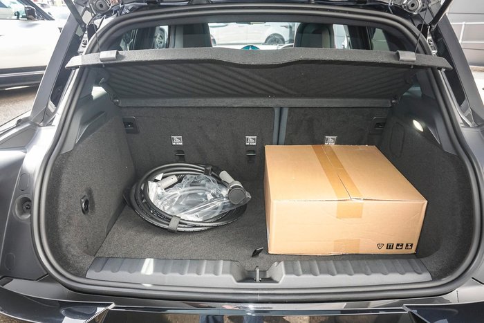 2025 MINI Aceman SE Favoured