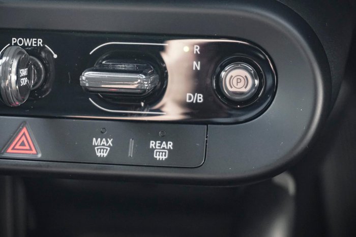 2025 MINI Aceman SE Favoured