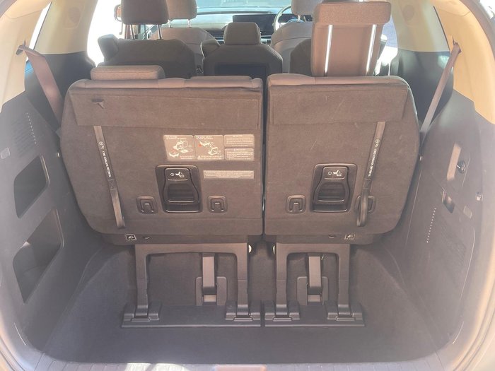 2024 Kia Carnival S
