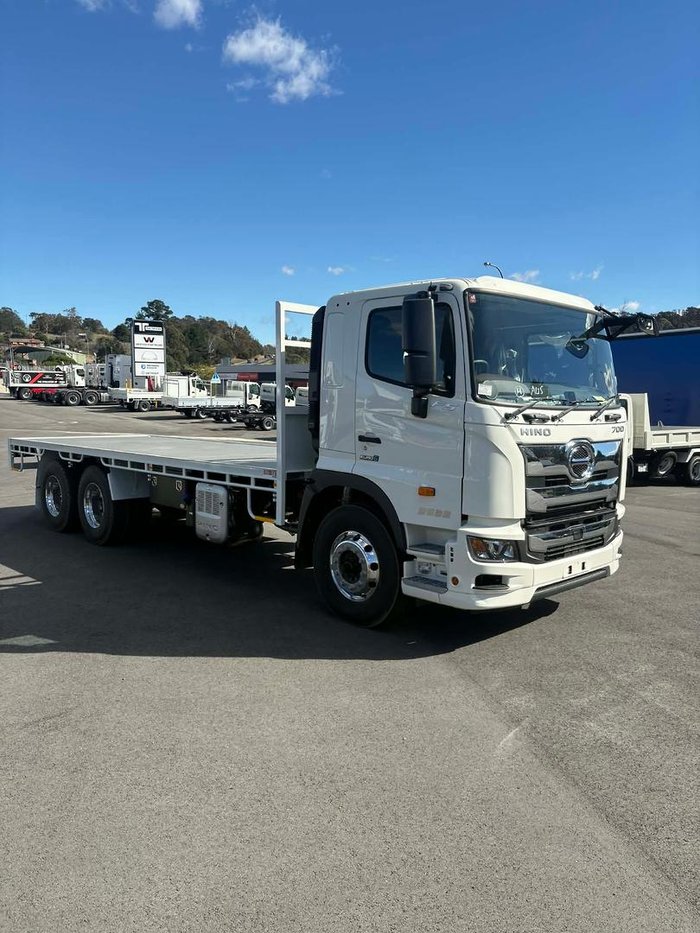 2025 Hino 700 Series White
