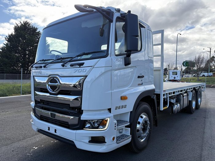 2025 Hino 700 Series