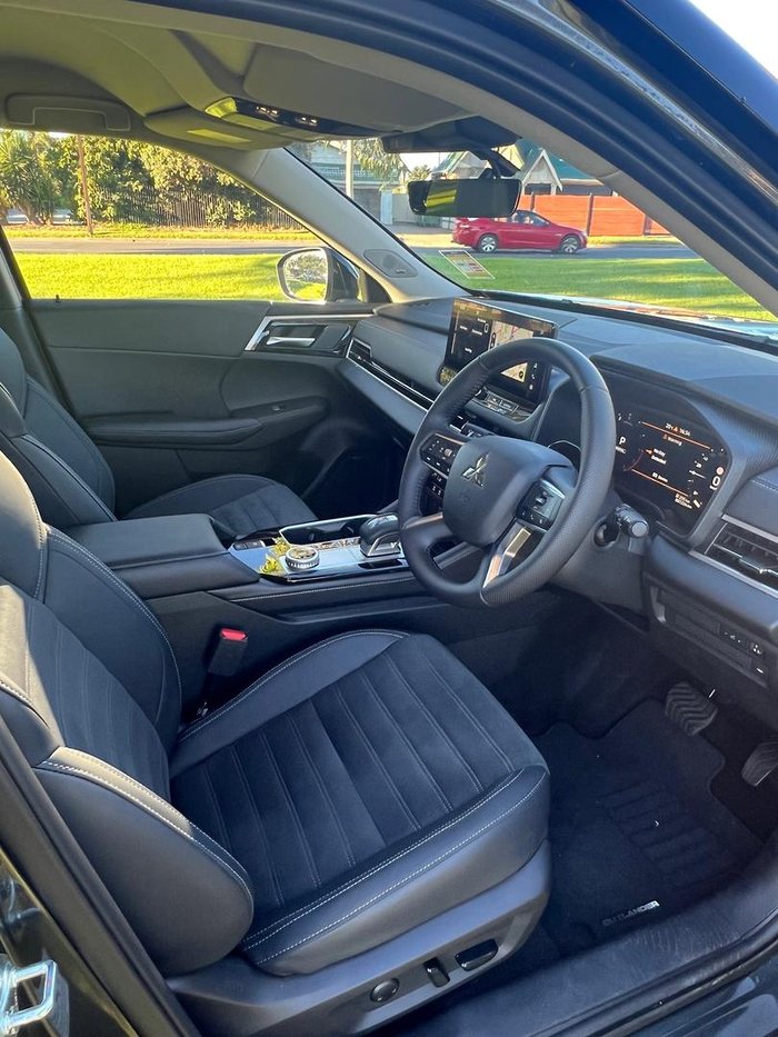 2025 Mitsubishi Outlander LS ZM MY25 AWD Graphite Grey