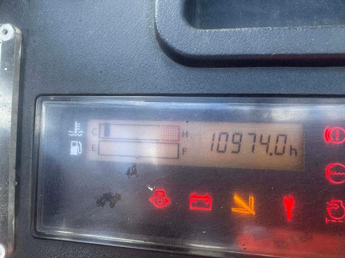 2011 Toyota 328Gf18