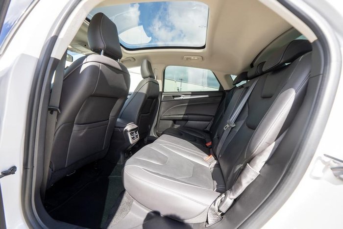 2017 Ford Mondeo Titanium