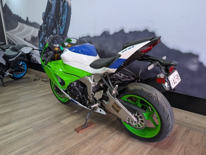 2024 Kawasaki 2024 Kawasaki 636CC NINJA ZX-6R 40th ANNIVERSARY EDITION GREEN