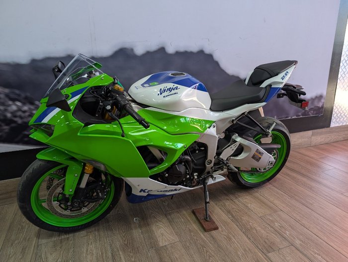 2024 Kawasaki 2024 Kawasaki 636CC NINJA ZX-6R 40th ANNIVERSARY EDITION GREEN