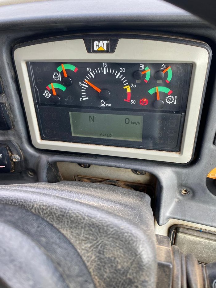 2015 CAT 740C Ej 6X6 Art. Dump Trucks