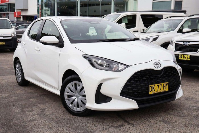 2024 Toyota Yaris Ascent Sport