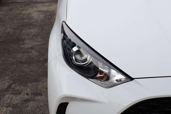 2024 Toyota Yaris Ascent Sport