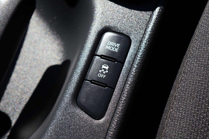 2024 Toyota Yaris Ascent Sport
