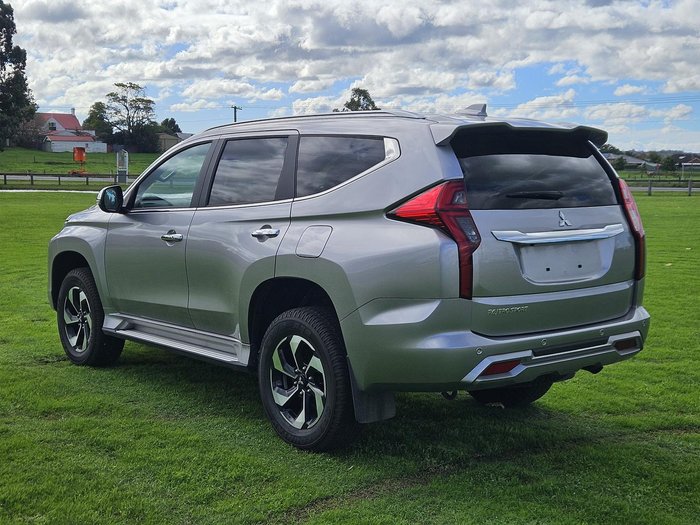 2025 Mitsubishi Pajero Sport GLS