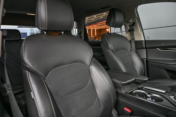 2024 LDV D90