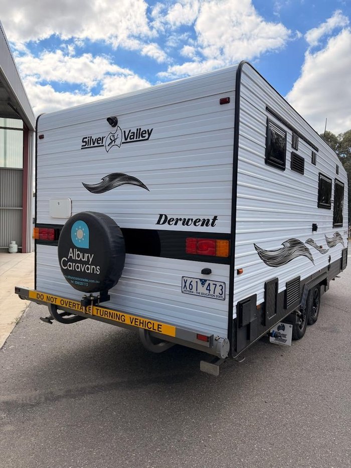 2017 SILVER VALLEY CARAVANS Derwent