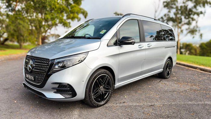 2025 Mercedes-Benz V-Class V300 Exclusive