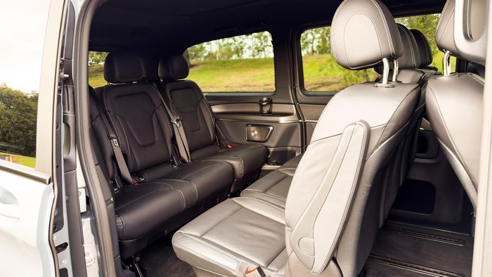 2025 Mercedes-Benz V-Class V300 Exclusive