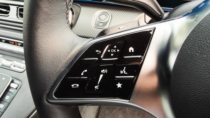 2025 Mercedes-Benz V-Class V300 Exclusive