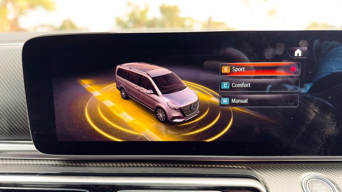 2025 Mercedes-Benz V-Class V300 Exclusive