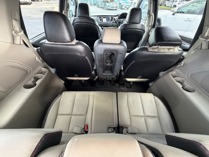 2018 Kia Carnival Platinum