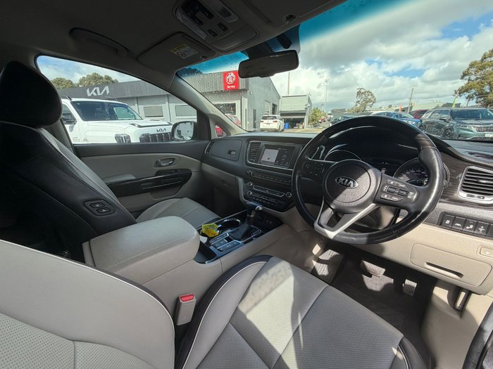 2018 Kia Carnival Platinum