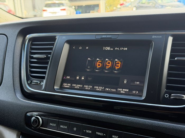 2018 Kia Carnival Platinum