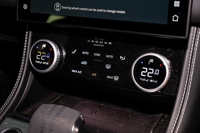 2025 Jaguar F-PACE PHEV P400e R-Dynamic SE 90th Anniversary Edition